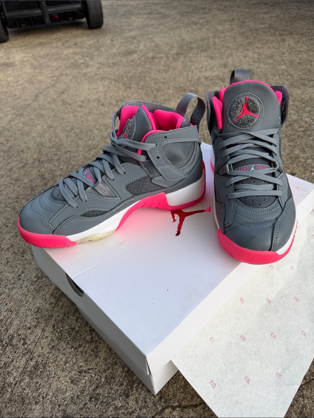 Nike Air jumpman- Gray & Hot Pink